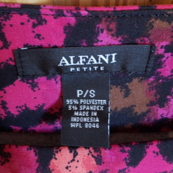 Alfani petite tunic top. Size PS - Picture 2 of 6